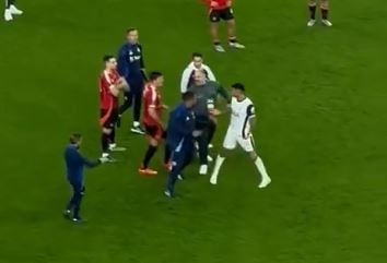 MU dau Tottenham anh 1