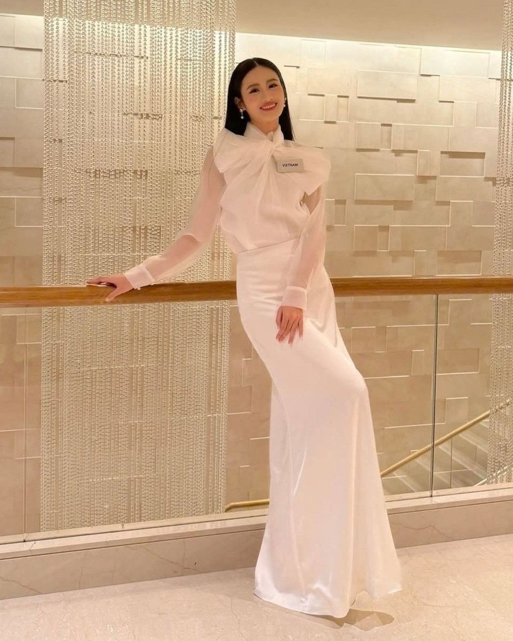Ý Nhi bắn tiếng Anh trôi chảy, trình bày tự tin trong phần thi Hùng biện - 3