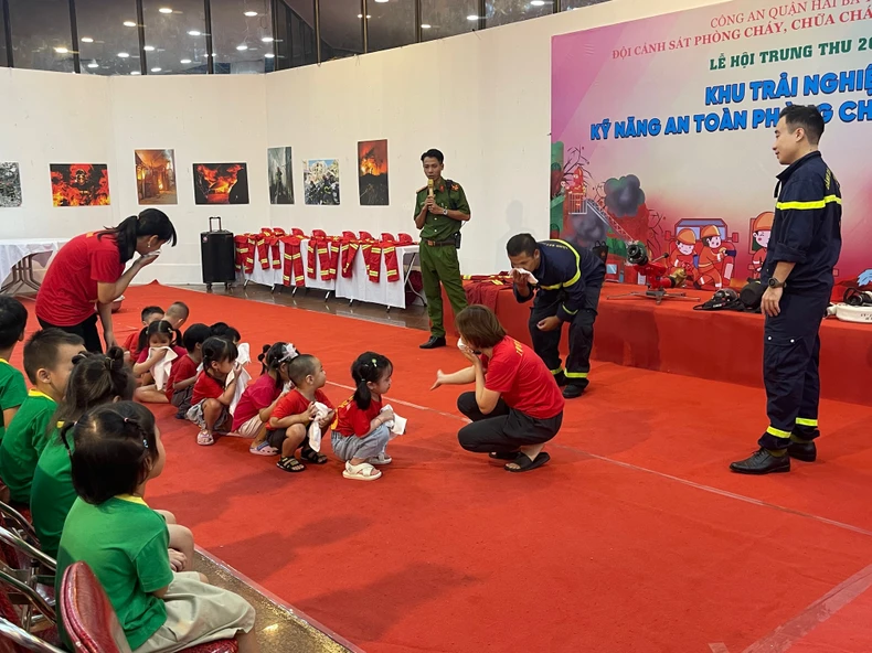 ទិវាកុមារភាពពិភពលោកឆ្នាំ 2025៖ កន្លែងវប្បធម៌ និងការអប់រំពិសេសមួយសម្រាប់កុមាររូបថត 1