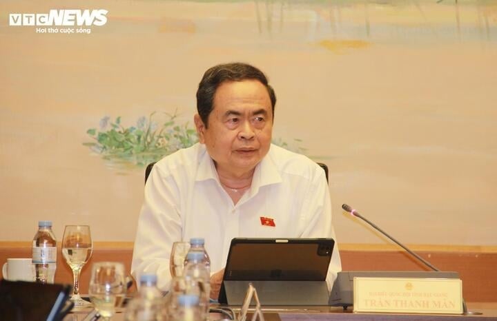 ប្រធានរដ្ឋសភា លោក Tran Thanh Man។