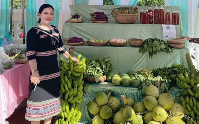 Khơi dậy khát vọng học tập và quyền được sống một cách xứng đáng của trẻ em gái vùng cao- Ảnh 2.