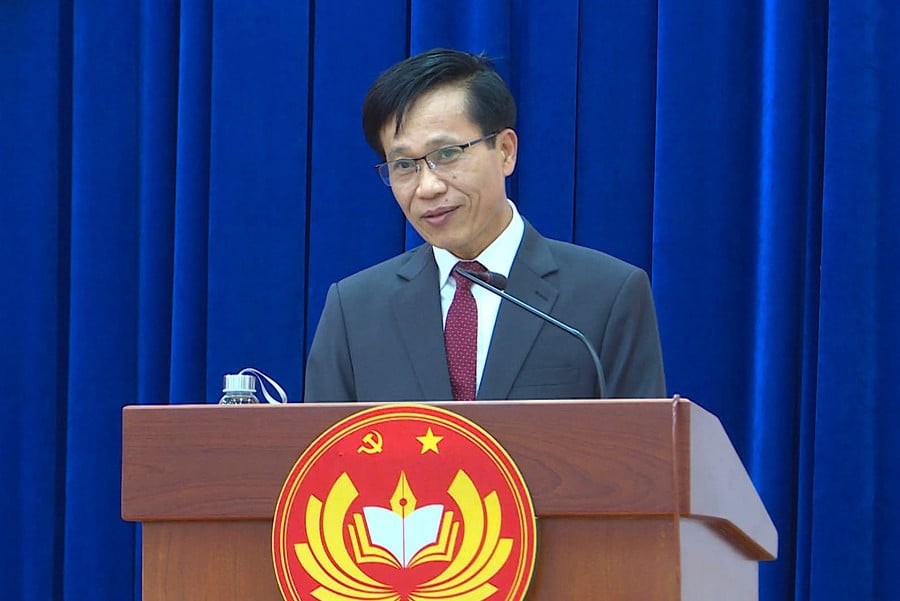 pgs-ts-hoang-phuc-lam-pho-bi-thu-dang-uy-pho-giam-doc-hoc-vien-chinh-tri-quoc-gia-ho-chi-minh-danh-gia-cao-tinh-than-nghiem-tuc-chu-dong-cau-thi-cua-cac-hoc-vien-anh-ha-duy.jpg