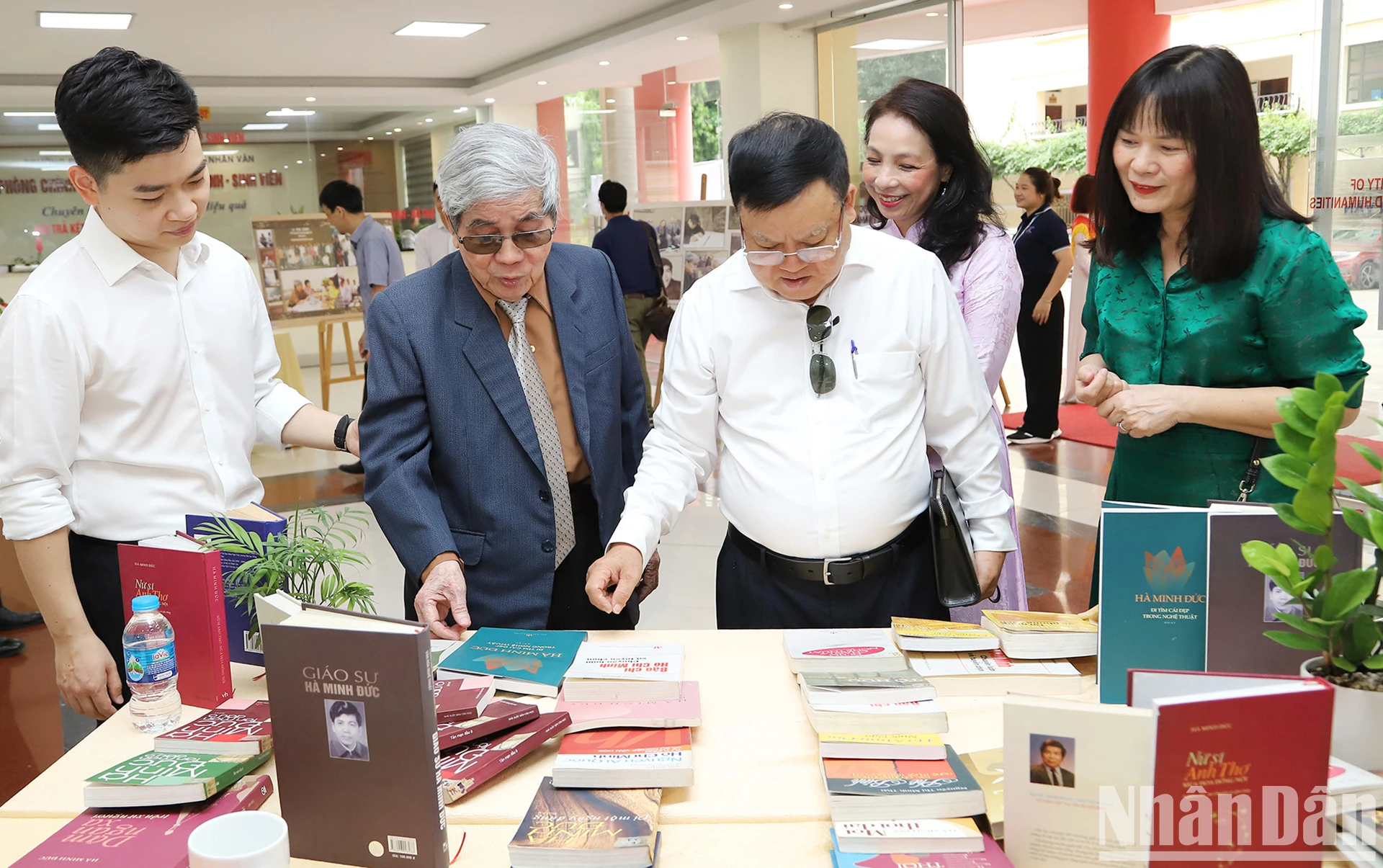 [Photo] Le professeur Ha Minh Duc et sa conférence honorifique à l'âge de 90 ans photo 8