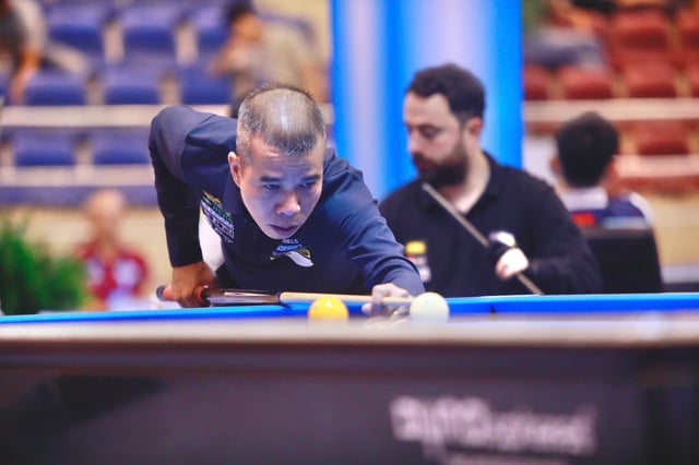 Billiards: Trần Quyết Chiến liên tục tung sê-ri, thắng đậm ở trận ra quân World Cup TP.HCM- Ảnh 1.