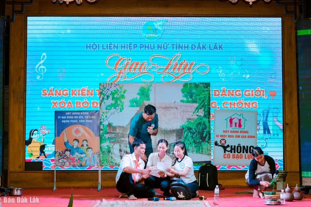 Giao lưu sáng kiến truyền thông về bình đẳng giới, xóa bỏ định kiến giới và phòng, chống bạo lực gia đình” năm 2024