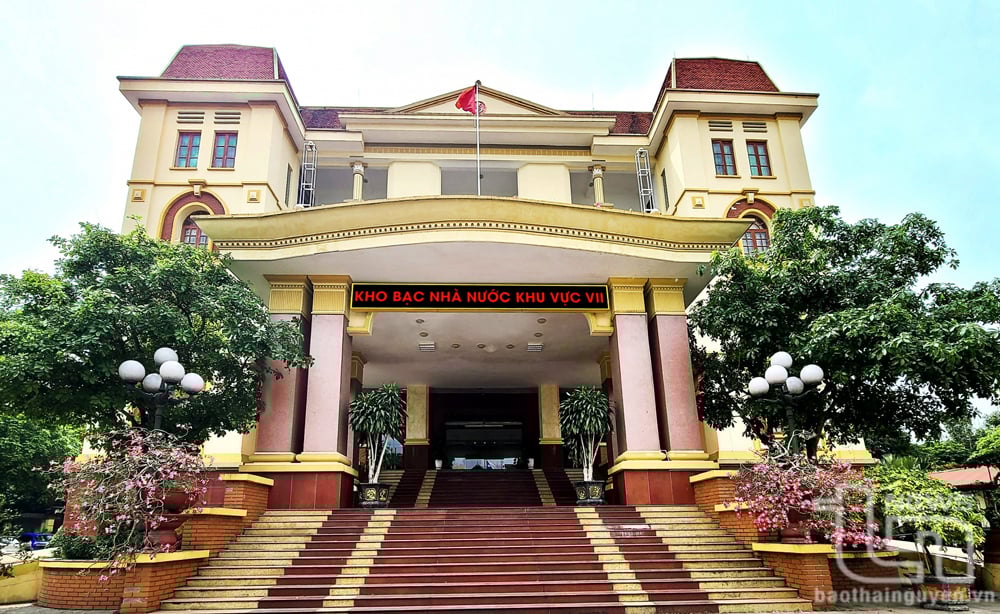 បន្ទាប់ពីការរួមបញ្ចូលគ្នានេះ ទីស្នាក់ការកណ្តាលនៃរតនាគាររដ្ឋតំបន់ទី VII មានទីតាំងនៅក្នុងទីក្រុង។ ថៃ ង្វៀន