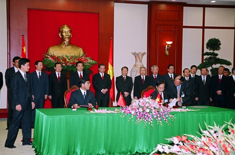 Cố Chủ tịch nước Trần Đức Lương: Nhà lãnh đạo gần gũi của ngành dầu khí Việt Nam- Ảnh 4.