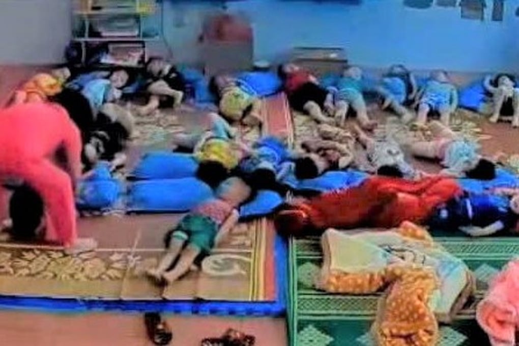 Tạm đình chỉ giáo viên có hành vi bạo hành trẻ mầm non - 1