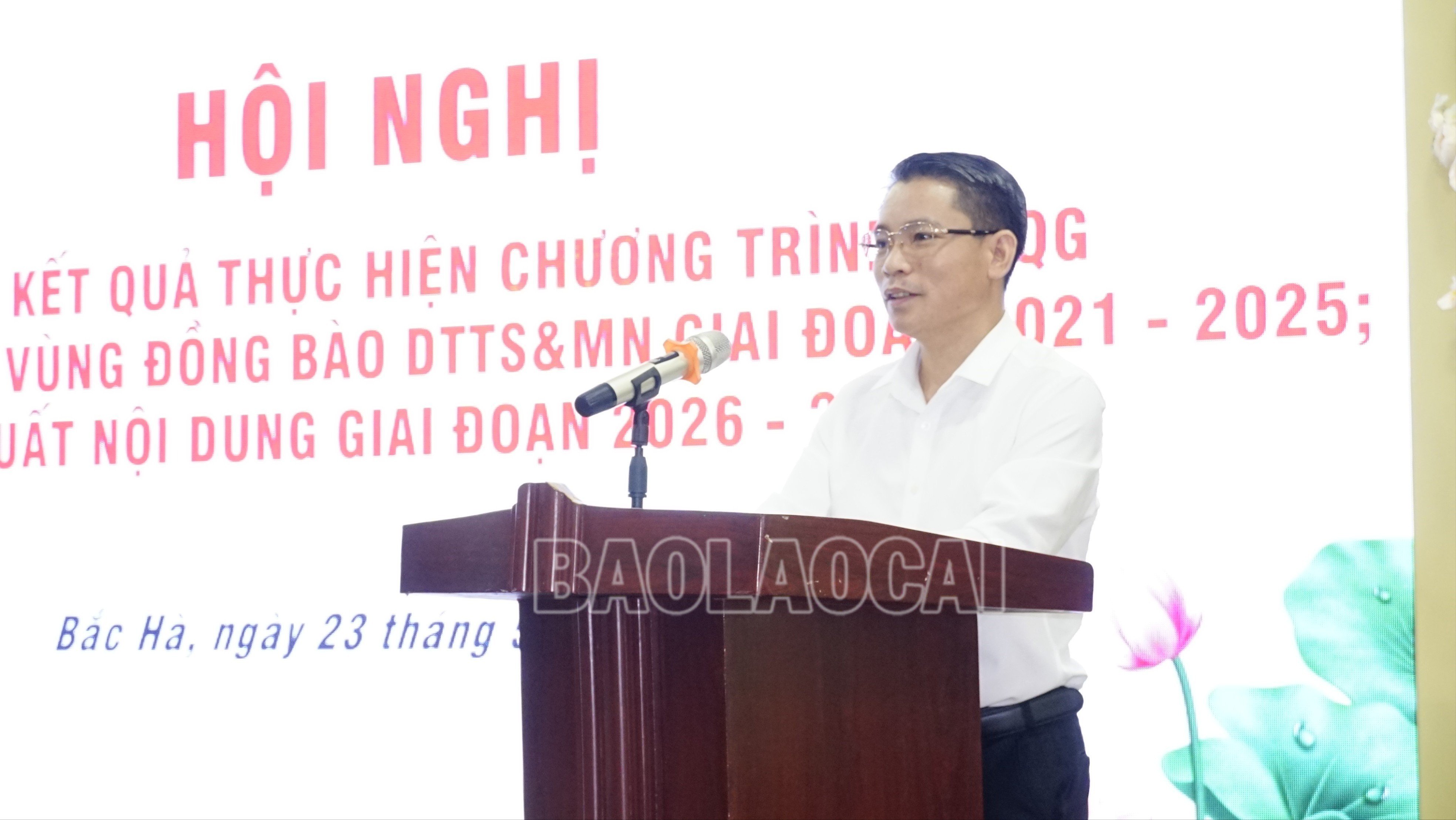ong-nhan-1890.jpg
