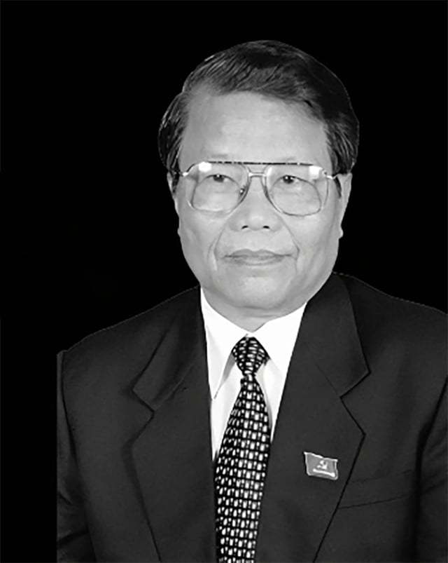 Treo cờ rủ và dừng hoạt động văn hóa trong Quốc tang Trần Đức Lương - Ảnh 1.