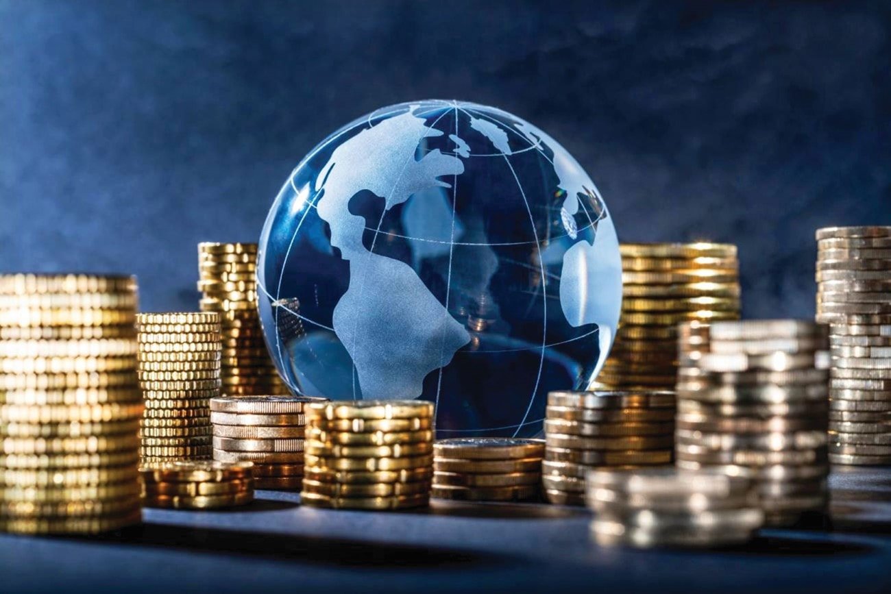 5月23日の経済概要：米ドル高で金価格が下落、米国政府債務への懸念が依然として優勢