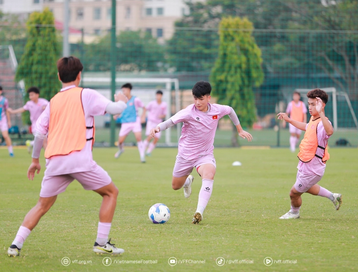 U16 Việt Nam - Ảnh 2.