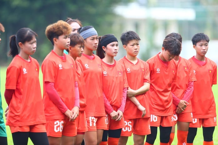 Ngắm các bống hồng xinh đẹp U19 nữ Việt Nam - Ảnh 1.
