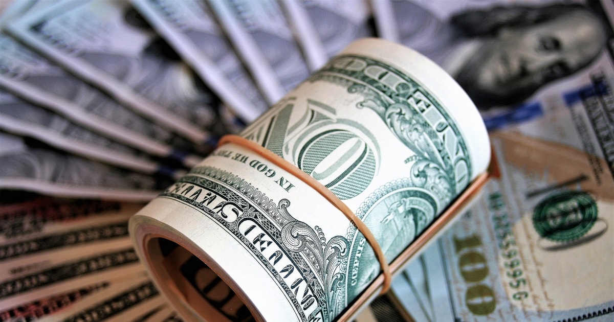أسعار صرف العملات الأجنبية اليوم 23 مايو: الدولار الأمريكي يستعيد زخمه الصعودي الطفيف