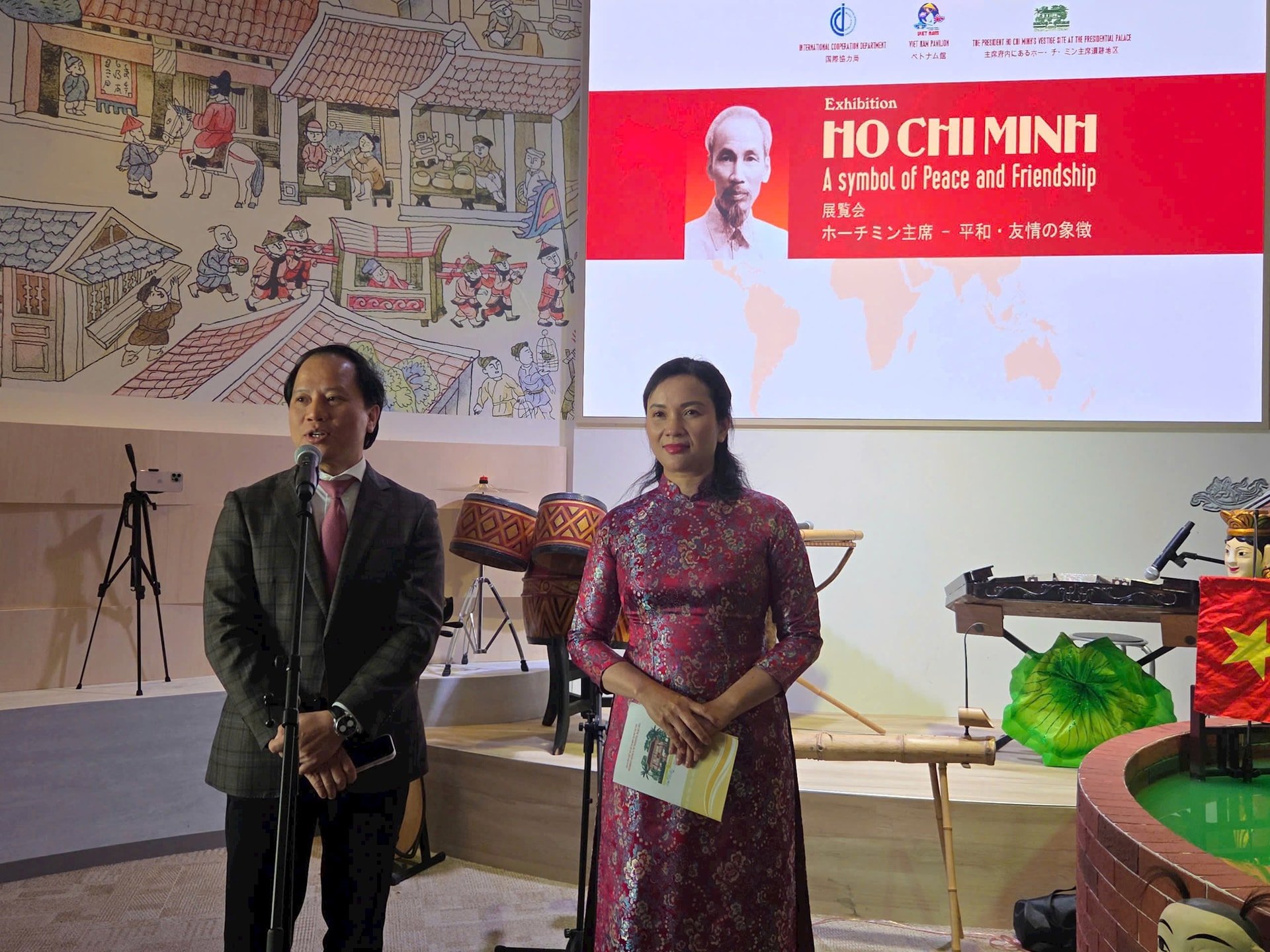 trien-lam-3.jpg