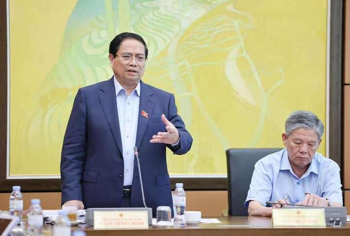 The Prime Minister gave a directive speech at the group on the morning of May 23.