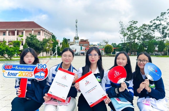 Thí sinh Tây Nguyên đã có niềm vui đầu tiên trong mùa tuyển sinh 2025 ảnh 4