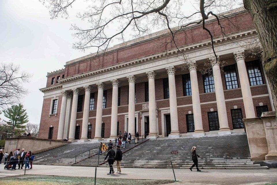 Những nhà lãnh đạo đương nhiệm trên thế giới từng học tại Harvard - 1