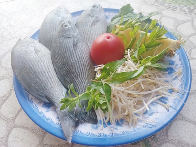 Món ngon mùa hè: Canh chua cá tà ma - Ảnh 1.