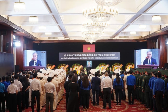 Hình ảnh lễ viếng nguyên Chủ tịch nước Trần Đức Lương tại TP HCM- Ảnh 7.