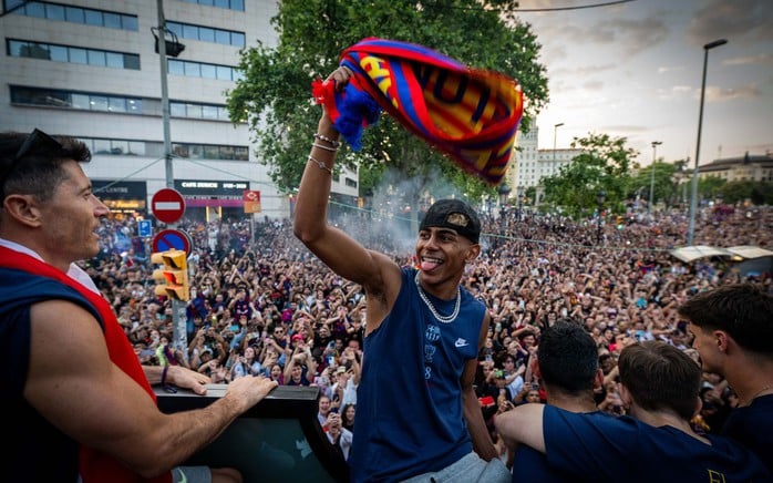 Barca lên kế hoạch tương lai cho Yamal dựa vào Messi - Ảnh 2.