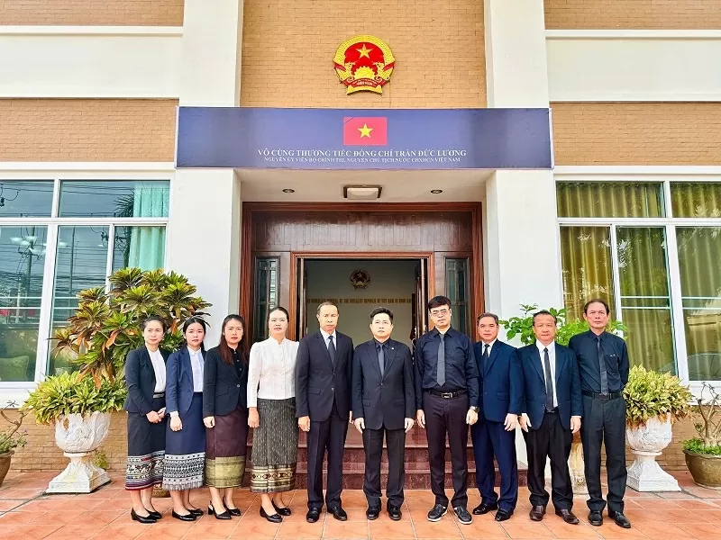Lễ viếng và mở sổ tang tưởng nhớ nguyên Chủ tịch nước Trần Đức Lương tại Khon Kaen, Thái Lan