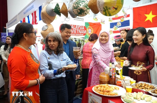 ttxvn-lan-toa-tieng-viet-malaysia-2.jpg