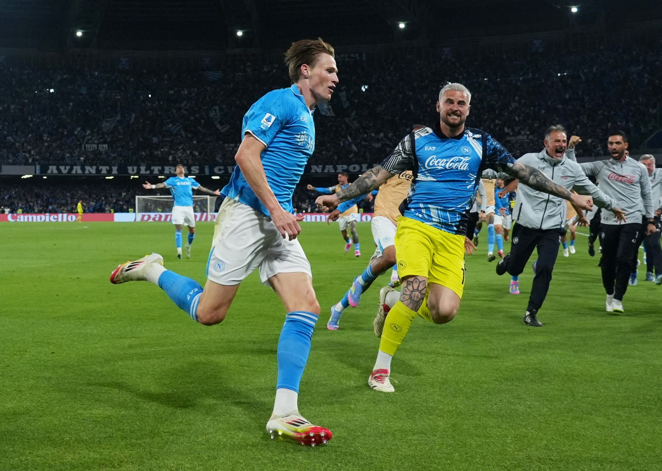 McTominay vo dich anh 2