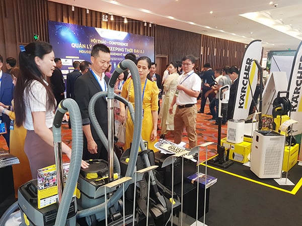 Giới thiệu các sản phẩm, công nghệ mới trong lĩnh vực Housekeeping tại hội thảo.