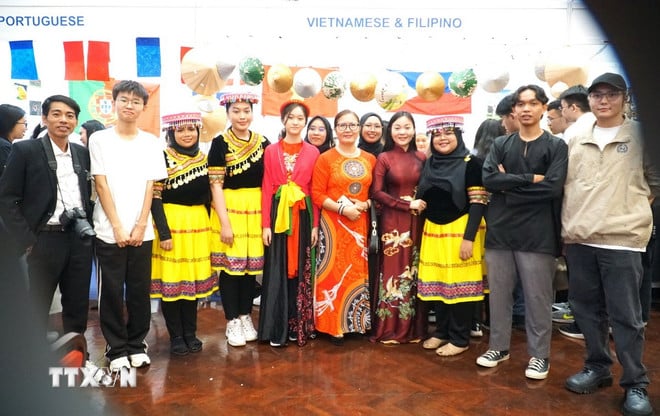 ttxvn-lan-toa-tieng-viet-malaysia-3.jpg