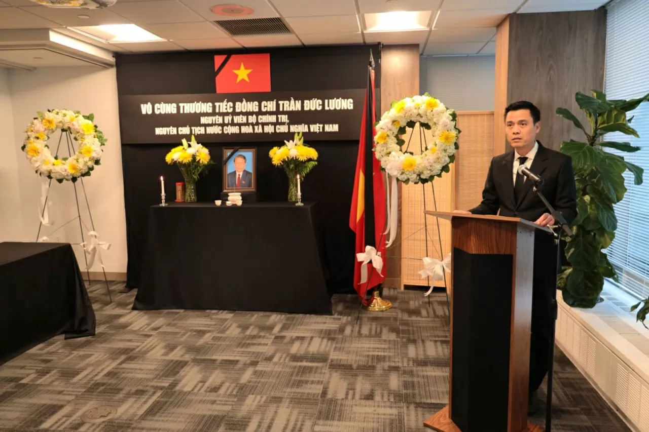 Lễ tưởng niệm nguyên Chủ tịch nước Trần Đức Lương tại New York Lễ tưởng niệm nguyên Chủ tịch nước Trần Đức Lương tại New York