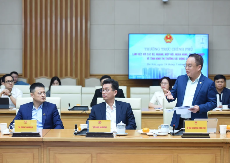 [Ảnh] Thường trực Chính phủ làm việc với các bộ, ngành về tình hình thị trường bất động sản ảnh 8