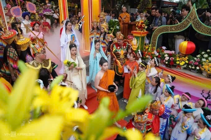 ៥​វត្ត​បន្ត​តាំង​ព្រះ​បរម​សារីរិកធាតុ