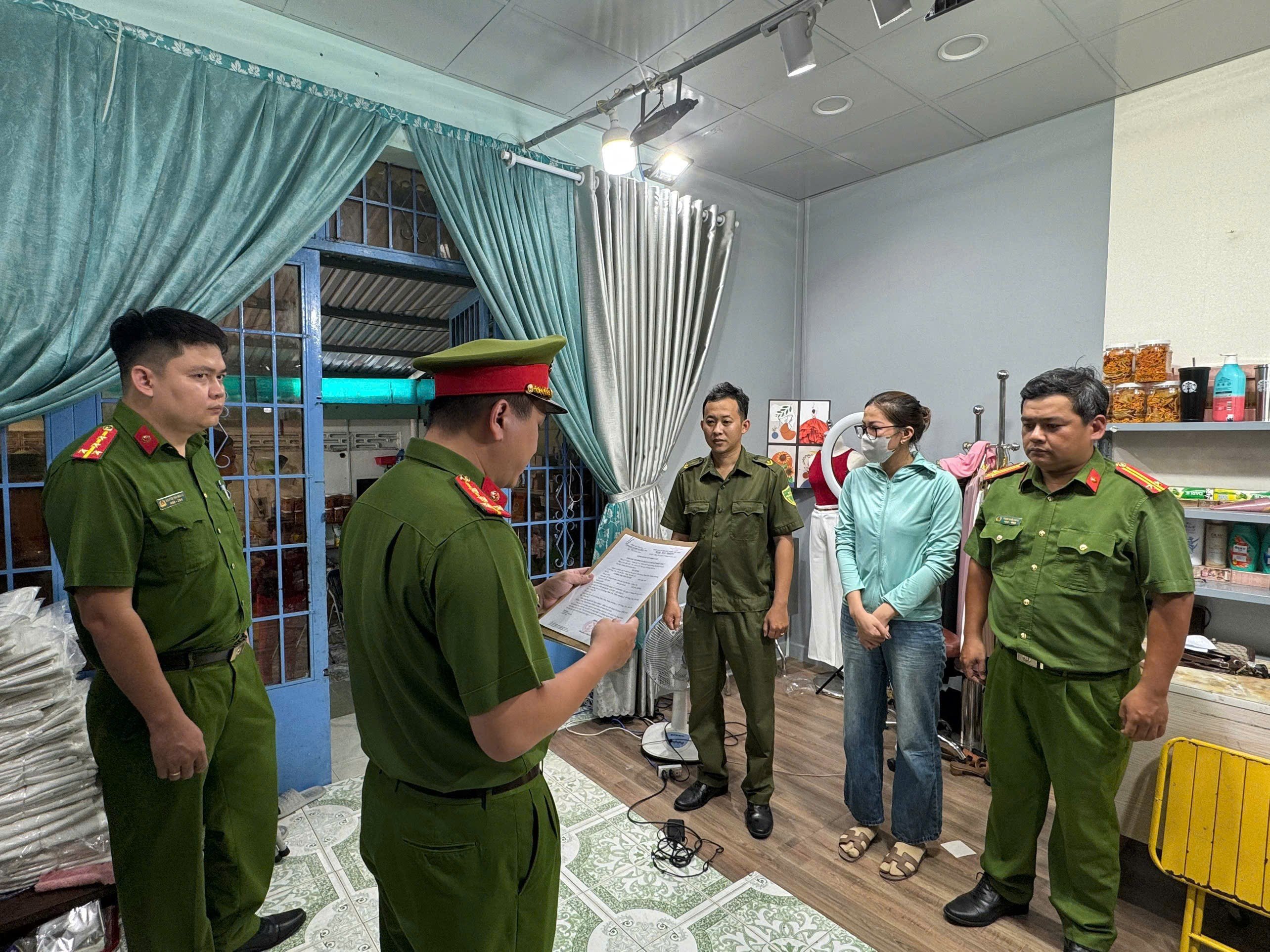 Cơ quan cảnh sát điều tra, Công an tỉnh khởi tố vụ án, khởi tố bị can đối với L.T.A. Tuyết