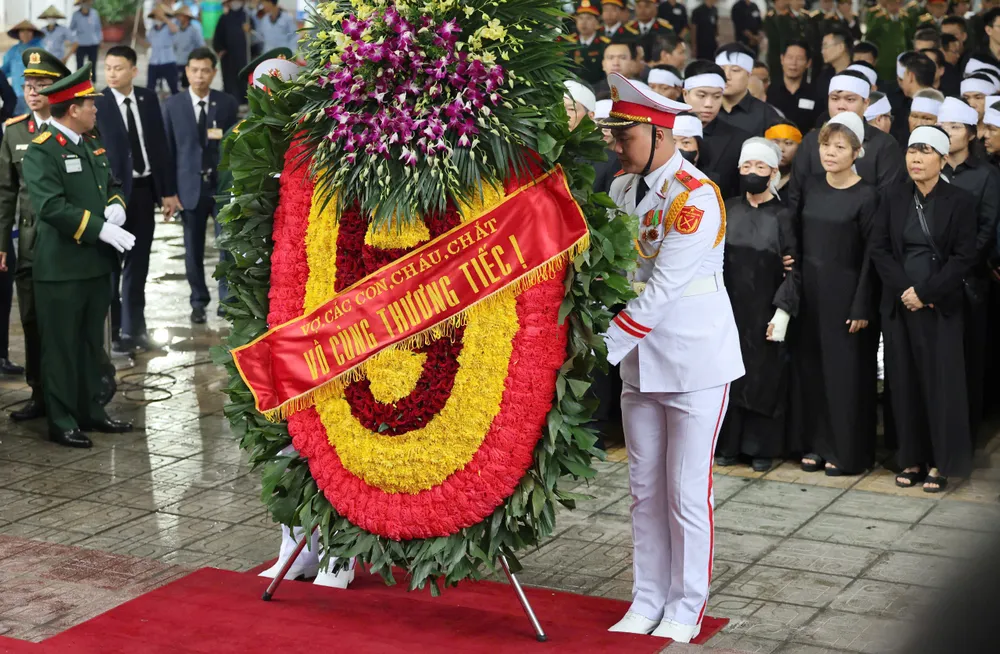 Gia dinh 1.jpg