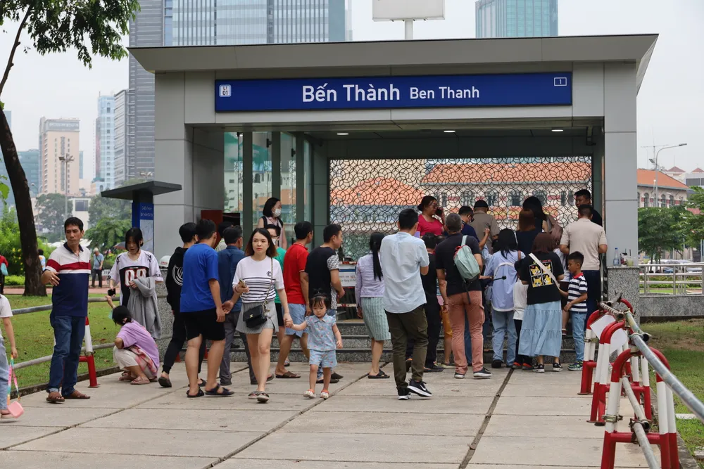 Ga Bến Thành.JPG