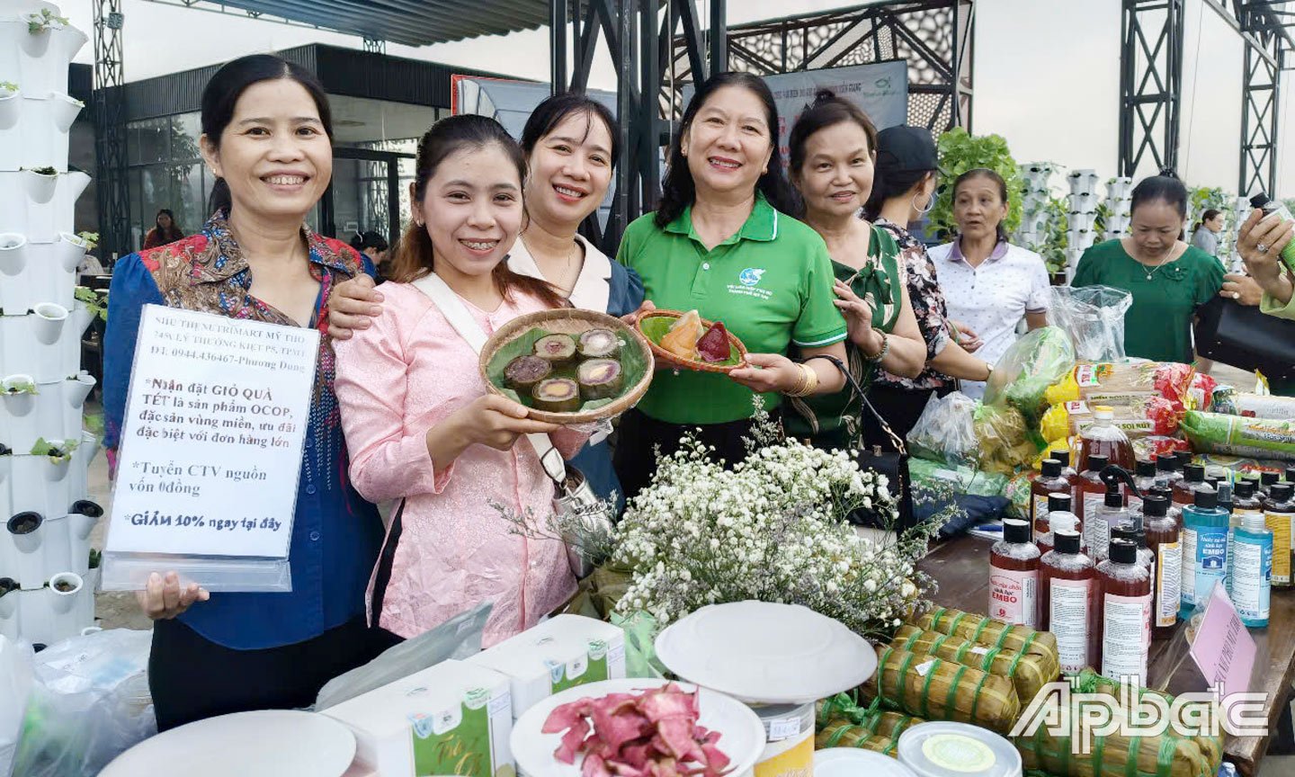 ណែនាំ បង្ហាញ និងផ្សព្វផ្សាយផលិតផលចាប់ផ្តើមរបស់ PN ជាទៀងទាត់។