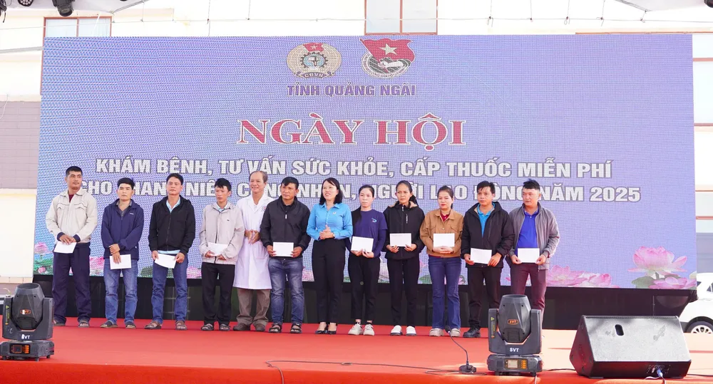 tặng quà