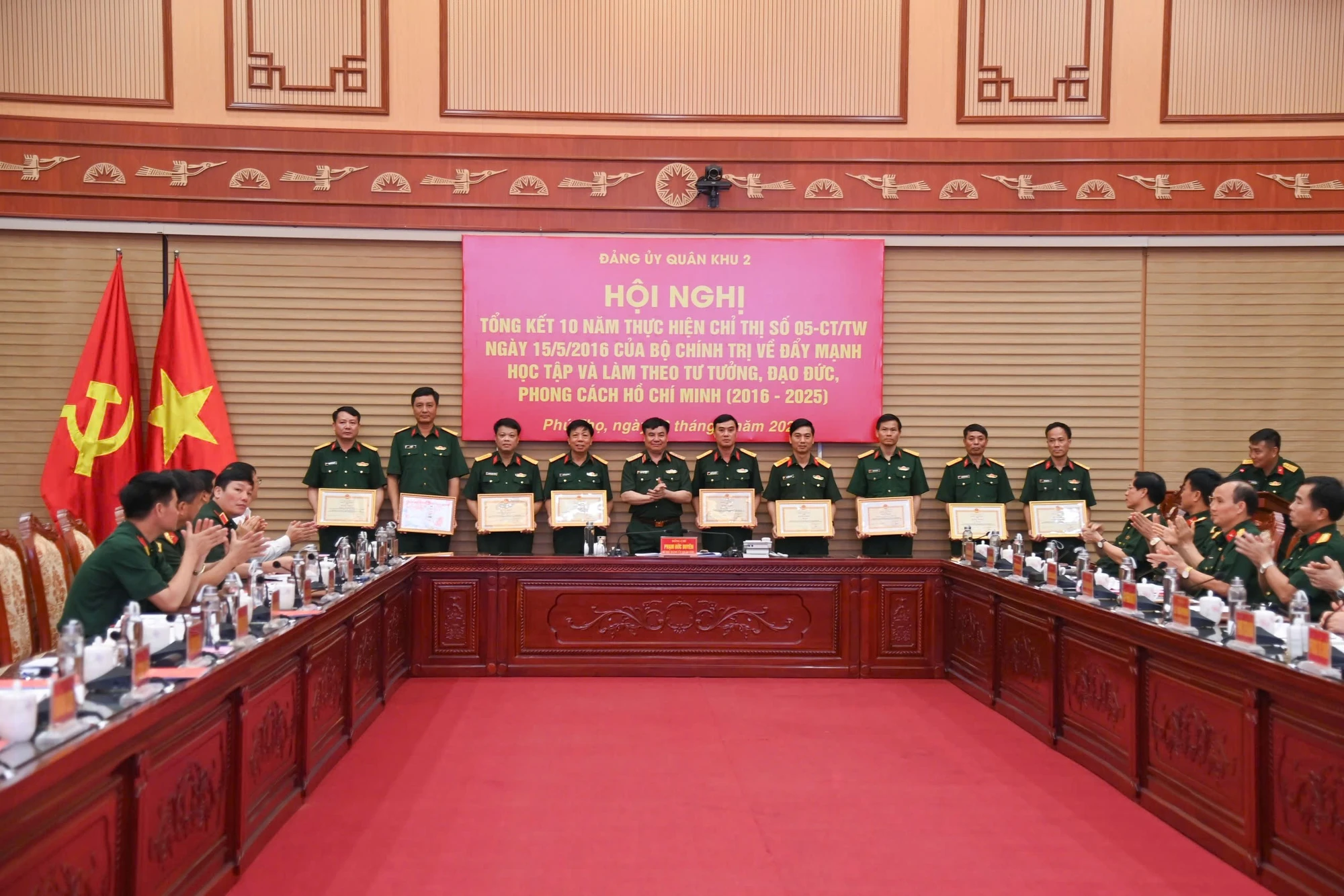 Quân khu 2 đẩy mạnh học tập và làm theo tư tưởng, đạo đức, phong cách Hồ Chí Minh ảnh 2