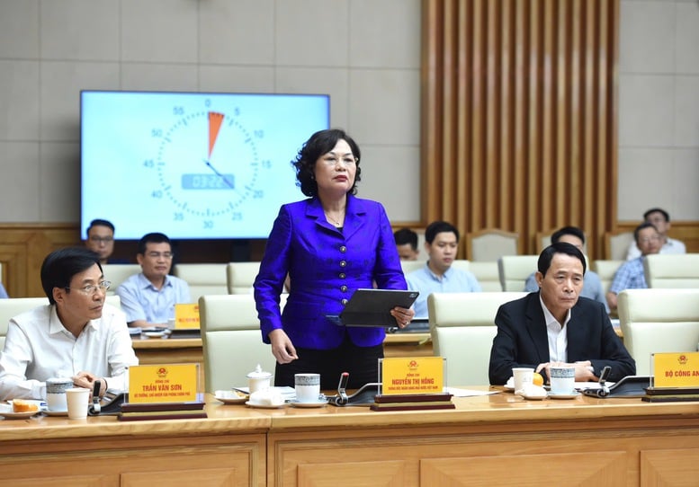 Thủ tướng: Nghiên cứu lập sàn giao dịch vàng; tách bạch quản lý nhà nước và kinh doanh vàng- Ảnh 4.