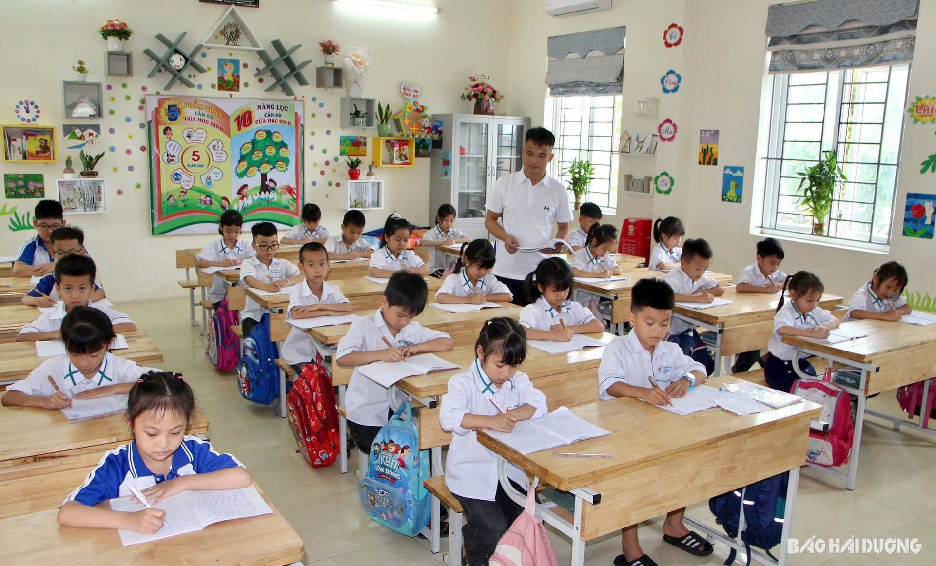 chat-luong-communication-duc-o-xa-kien-phuc.jpg