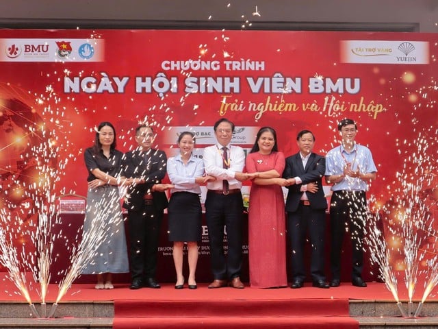 Sôi động ngày hội sinh viên Việt Nam và Ấn Độ  - Ảnh 1.