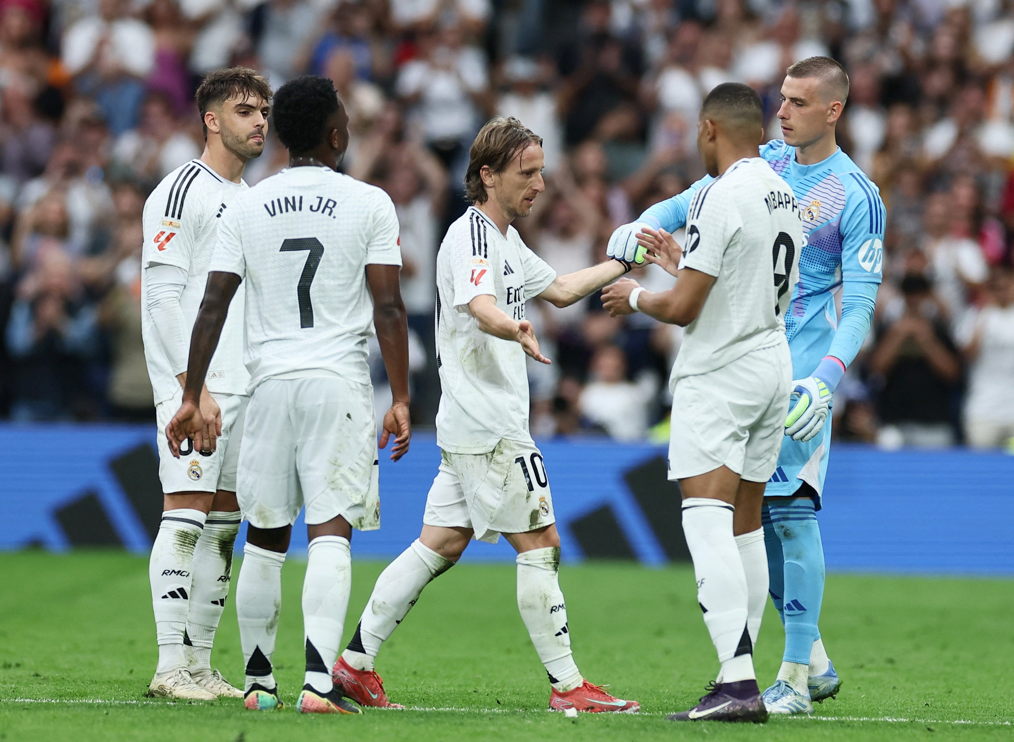Modric roi Real anh 1
