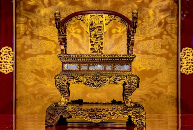 Ngai vàng triều Nguyễn bị phá là nguyên bản từ thời Gia Long- Ảnh 2.