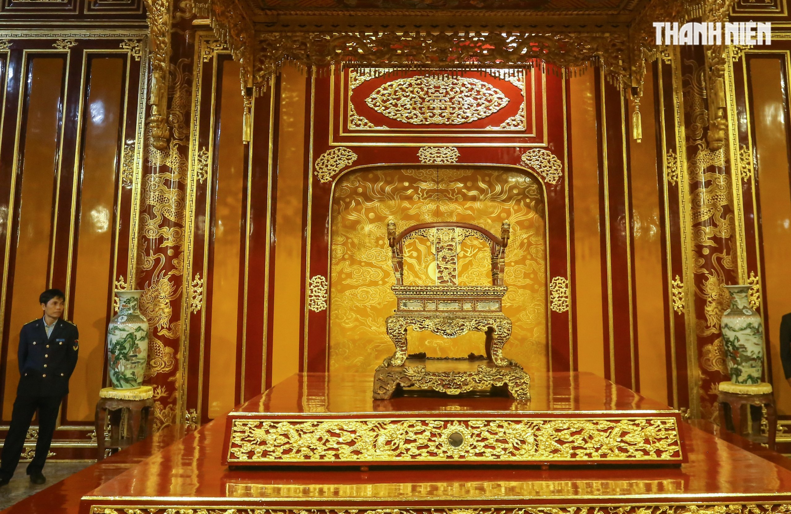 Cận cảnh ngai vàng triều Nguyễn trước khi bị người đàn ông loạn thần bẻ gãy- Ảnh 2.