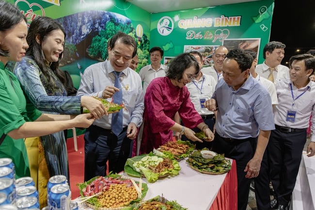 Quảng Bình: Tổ chức lễ hội Ẩm thực và không gian quảng bá du lịch - Ảnh 1.