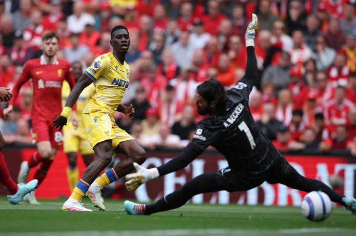 Vòng cuối Premier League: Liverpool bị thủng lưới - Ảnh 1.