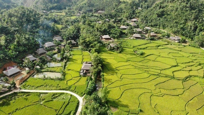Khung cảnh thơ mộng của Nghĩa Đô.