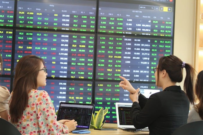 Chứng khoán tuần tới (từ 26 đến 30-5): Dự báo bất ngờ về VN-Index - Ảnh 1.