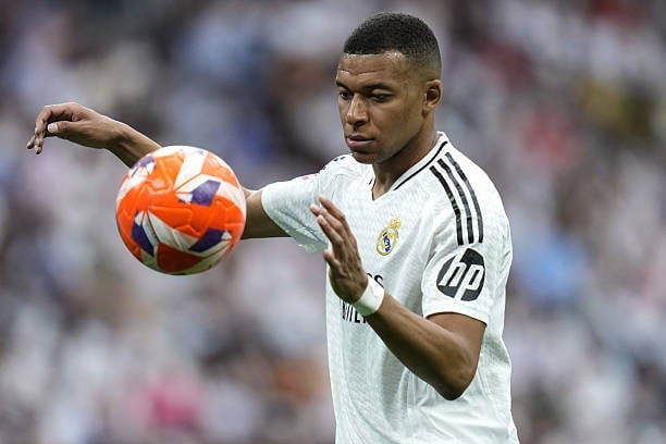 Mbappe lần đầu giành Chiếc giày vàng châu Âu ảnh 1
